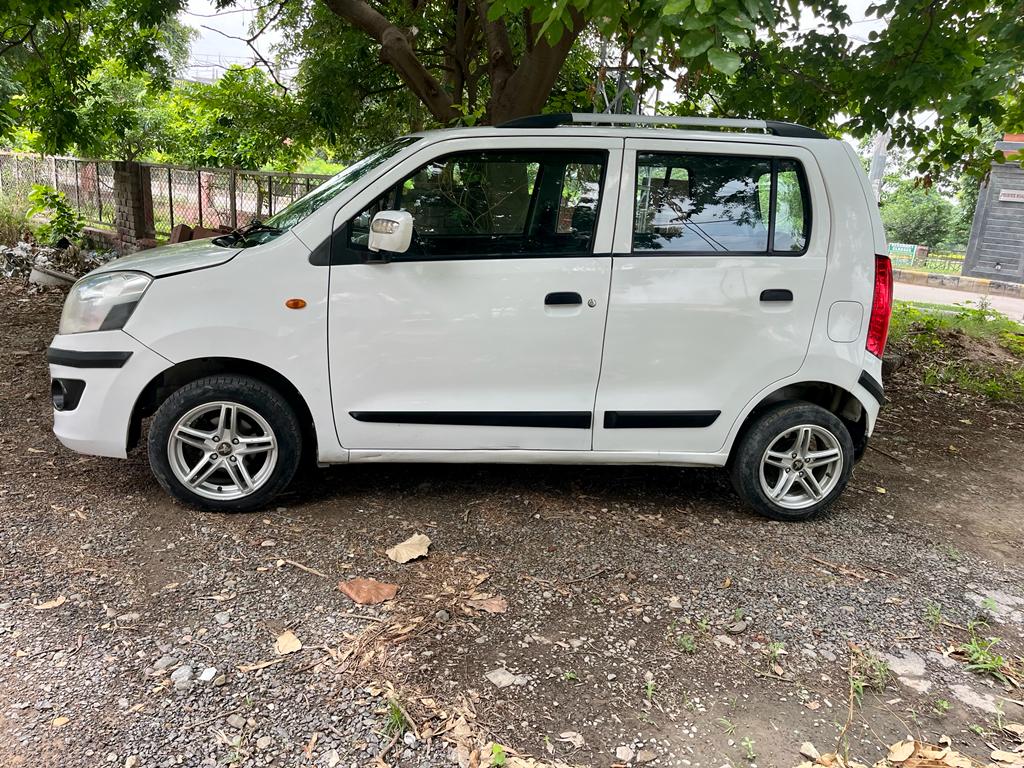 Maruti Suzuki Wagon R 1.0(2010-2013) Lxi